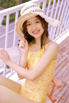 泳装美女